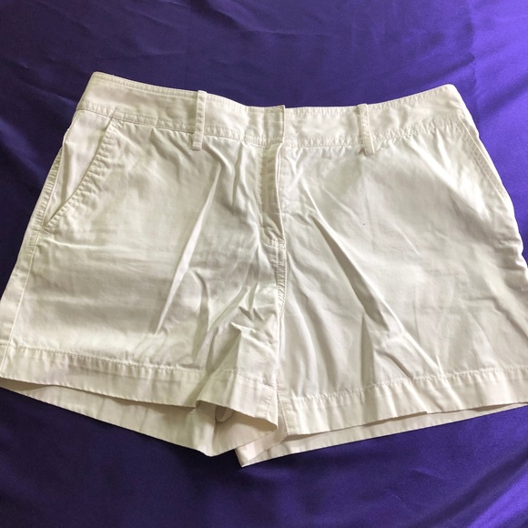 Tommy Hilfiger Pants - 📌Tommy Hilfiger Janie Fit White Short